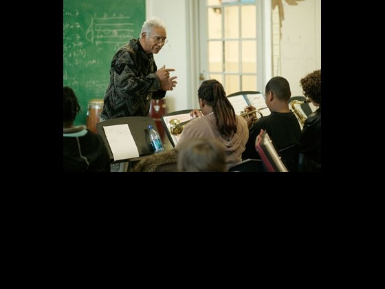 Kidd Jordan teaching at the Don Jamison Heritage School of Music. Photo by Steph
