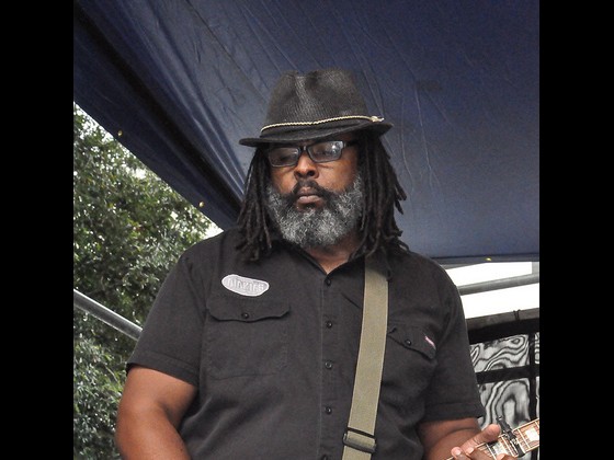 Alvin Youngblood Hart [Photo by Kichea S. Burt]