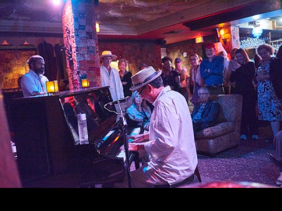 Sonny Schneidau performs in Club 88. Photo by Eli Mergel.