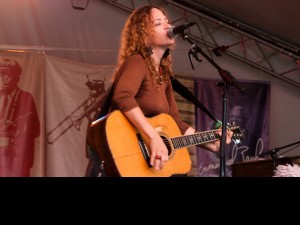 Lynn Drury at Voodoo Music Experience 2011