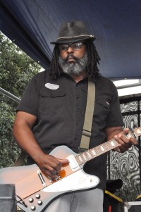 Alvin Youngblood Hart [Photo by Kichea S. Burt]